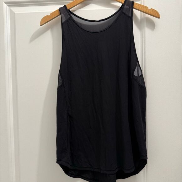 Lululemon Sculpt Tank Top Solid Black Sleeveless 8 Mesh Lycra UPF 50 - Picture 2 of 4